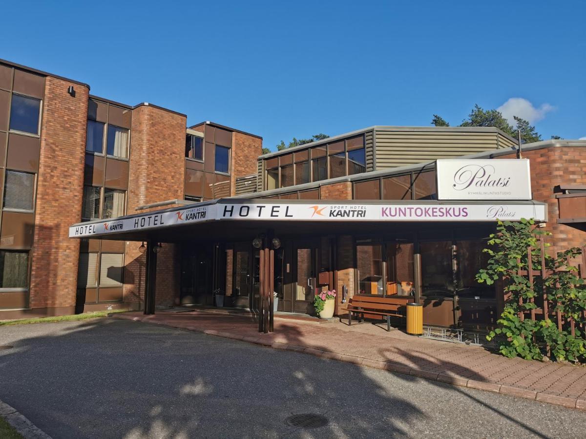 坎特里运动酒店 Kankaanpää 外观 照片